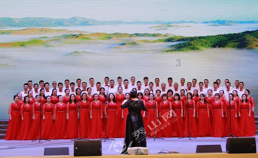 救援臭美男孩
