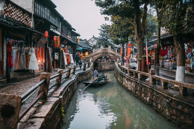 小猫钓鱼游戏龙王版有船